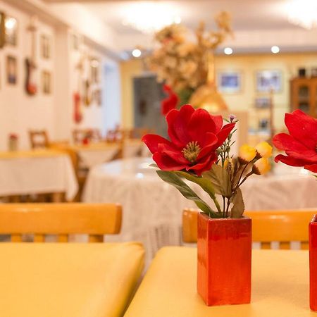 Hotel Las Maras Puerto Madryn Eksteriør bilde