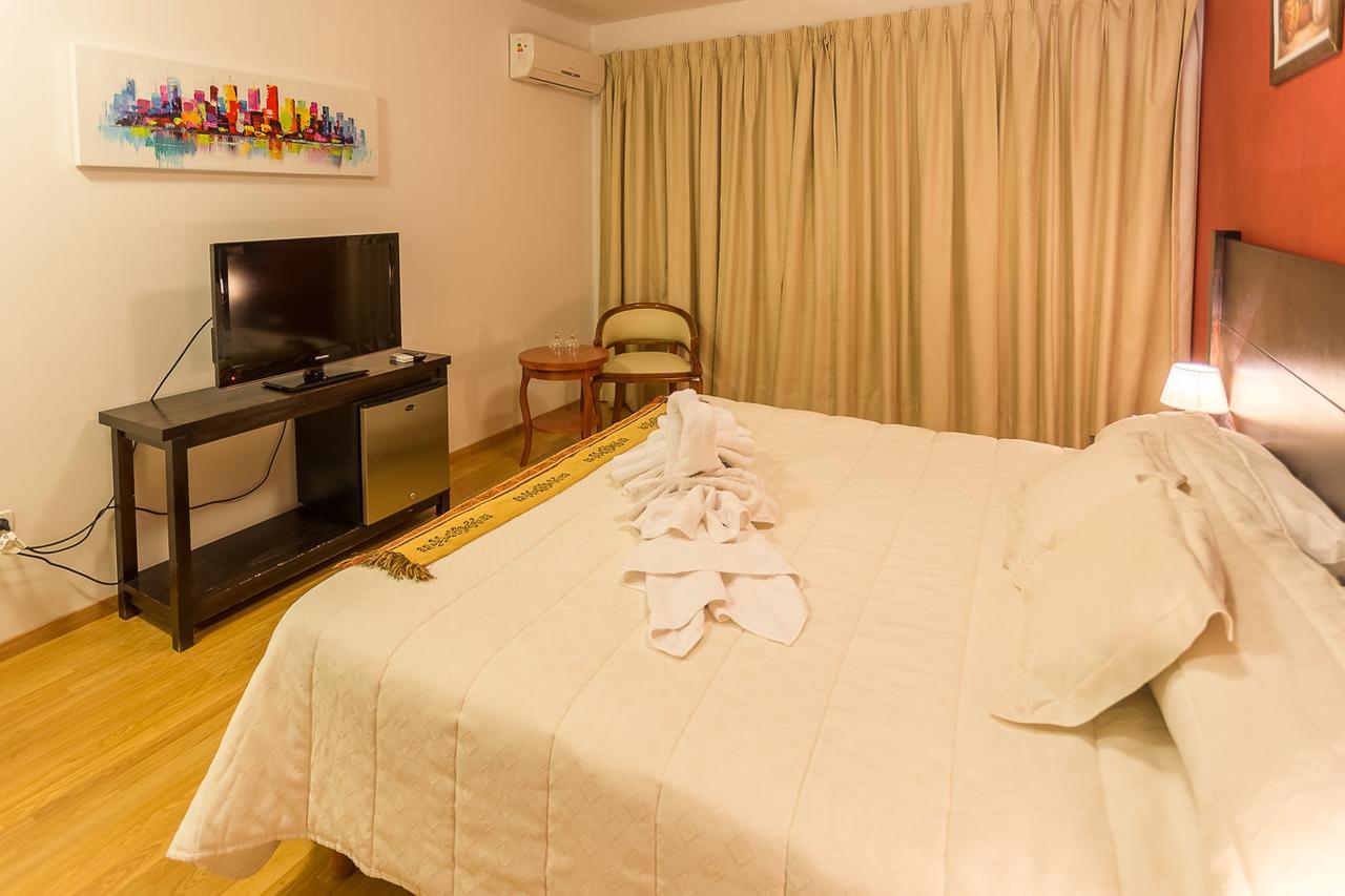 Hotel Las Maras Puerto Madryn Eksteriør bilde