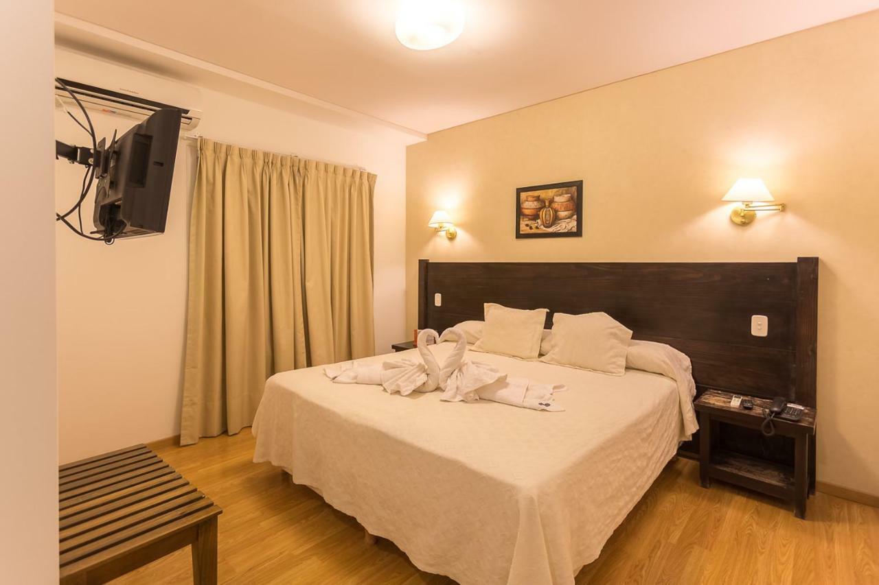 Hotel Las Maras Puerto Madryn Eksteriør bilde